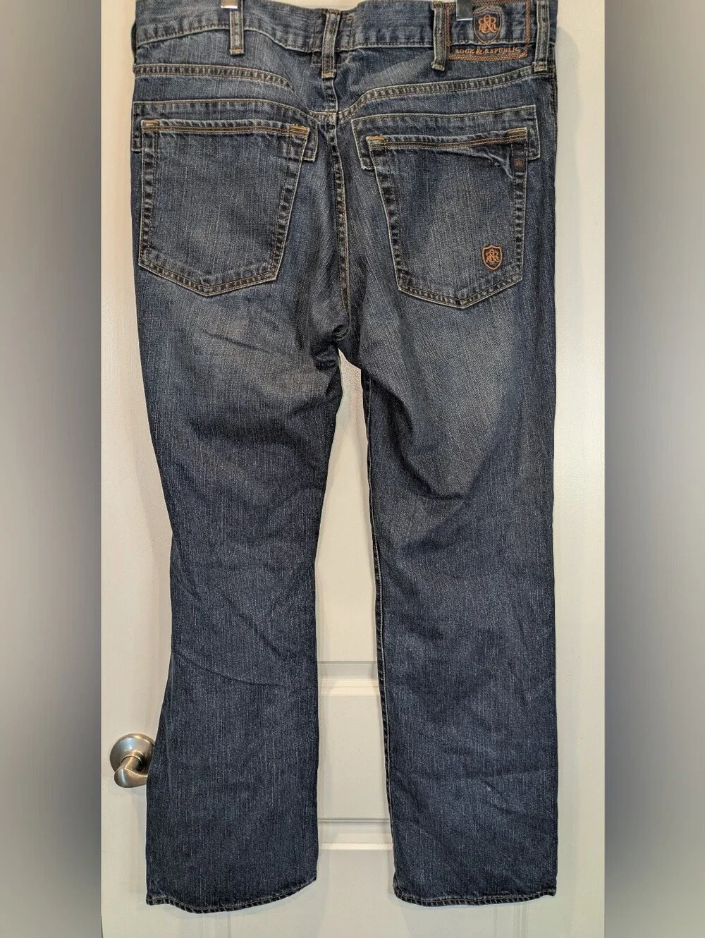 Rock & Republic Men's Bootcut Jeans 36x32 Medium Wash Denim Classic Fit